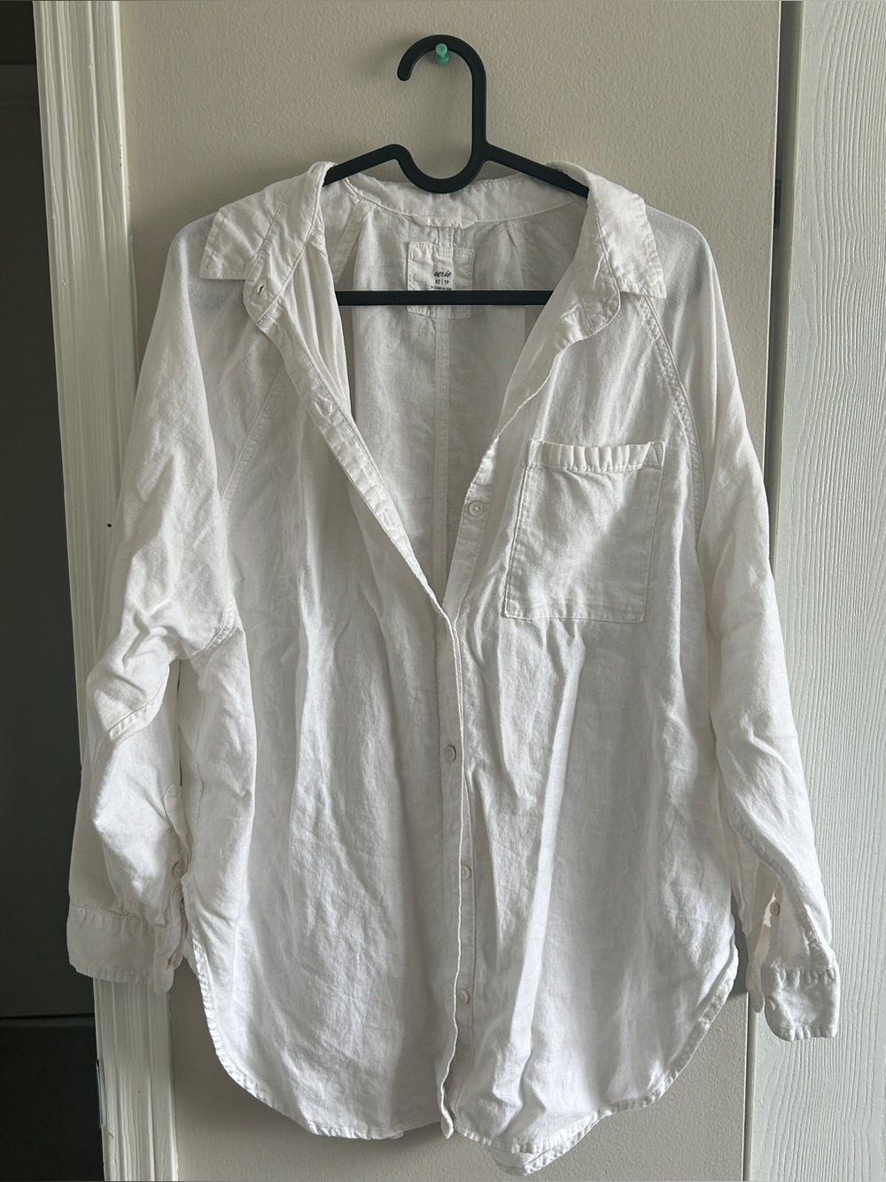Aerie Long-Sleeve Button-Down Shirt